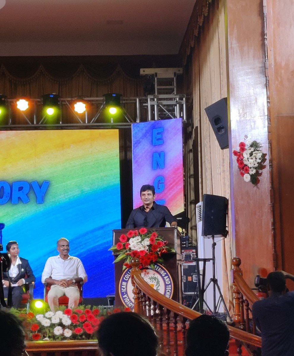 Test638adj's tweet photo. "My Best Is Yet To Come" Actor @JiivaOfficial is now at Loyola Engineering Collge as Chief Guest for the Annual Cultural Event #ENGENIA. https://t.co/QVMa5b9Yez
