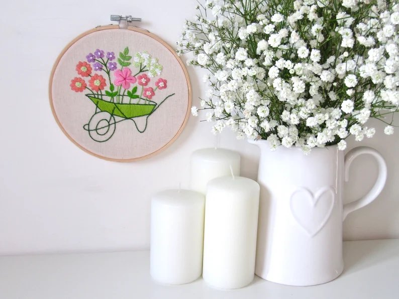 Little Green Stitches tweet media