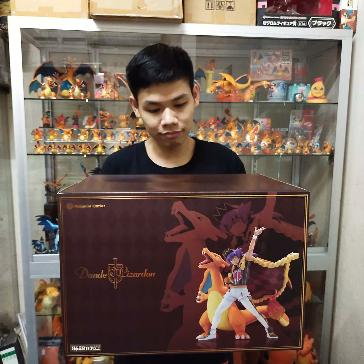 Francis_Drasil's tweet photo. No Time to Unbox
No Space to Display
No Time Liao π’
No Space Liao π
#charizard #γͺγΆγΌγγ³
#dracaufeu #리μλͺ½
#glurak #ε΄η«ιΎ
#charizardcollection
#pokemoncenter #γγ±γ’γ³γ»γ³γΏγΌ
#kotobukiya #γ³γγγγ€
#pokemonleon #γγ³γ https://t.co/lueII4y7ba