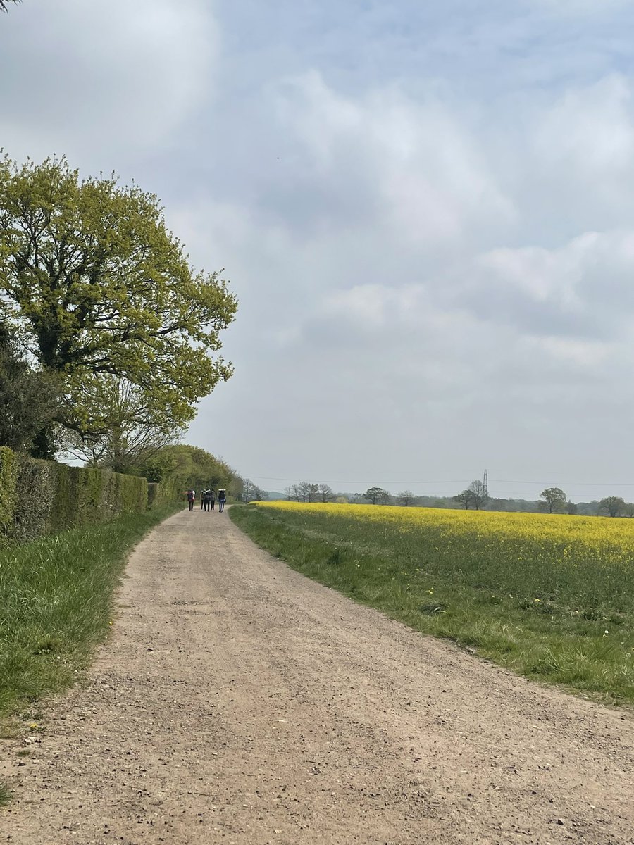 OBHSDofE's tweet photo. A great day so far! All groups getting on really well and only a few wrong turns! https://t.co/rK8InQp6jN