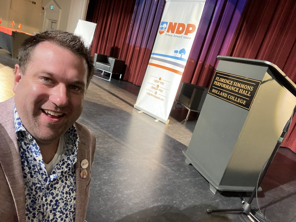 Hanging out with Island New Demcrats today! #DoingwhatIlove #NDP #peipoli