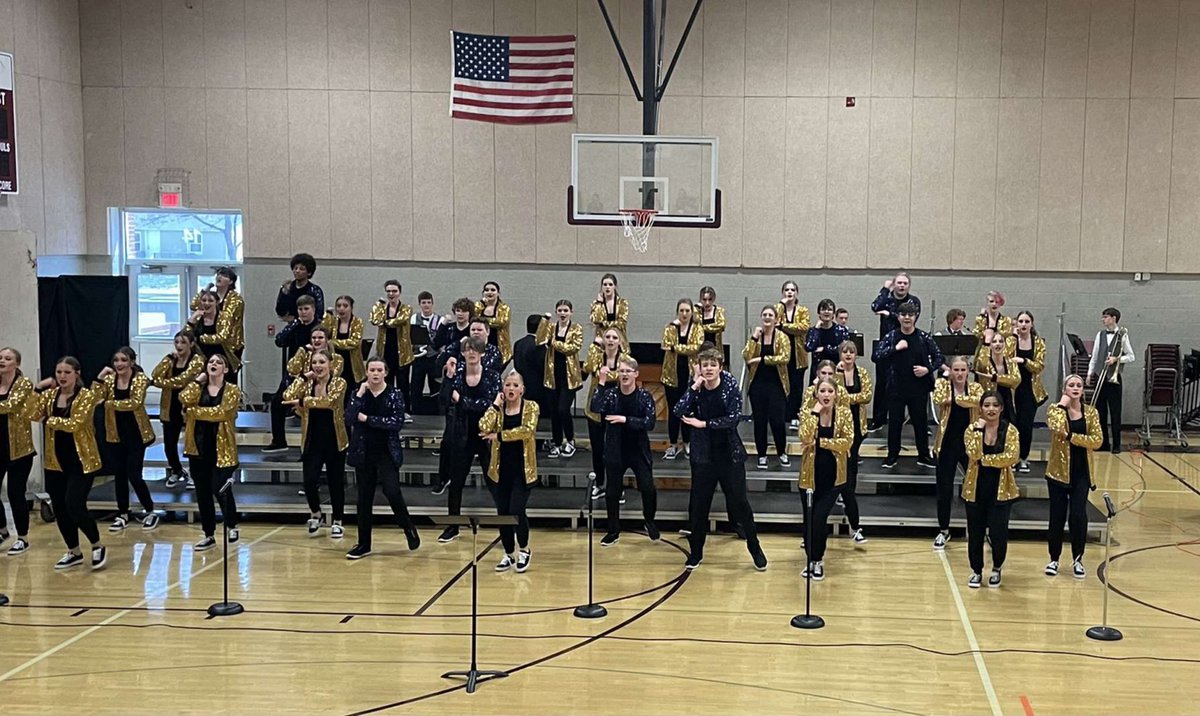 We are so proud to announce that we received straight 1s at District Music Contest yesterday! Only one more performance left before we retire our crowns. See you all at Night of Jazz!