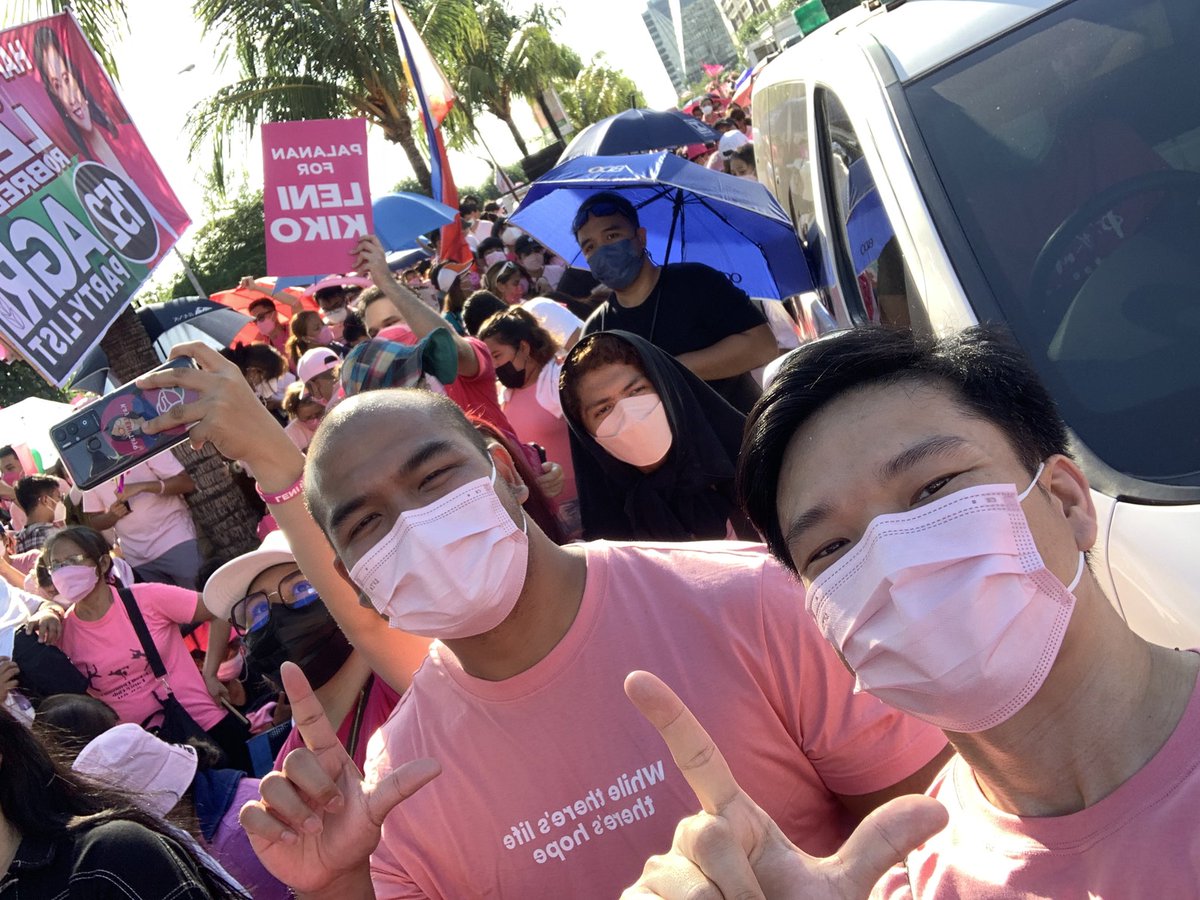 marvinnatural's tweet image. Lalaban lagi&apos;t lagi para sa bayan! #IpanaloNaNa10To #LeniLiwanagSaDilim #10RobredoForPresident #AbanteBabae #HBDLeniRobredo