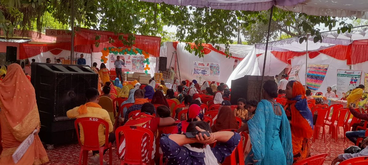 NtepVaranasi's tweet photo. बड़ागॉव Block PHC आजादी का अमृत महोत्सव स्वास्थ मेला में टीबी कैंप का आयोजन किया गया जिसमे STS बड़ागॉव द्वारा ५५ व्यक्तियो की स्क्रीनिंग की गई व एक मरीज़ की दवा चालू की गई एवं मेले में आये हुए लोगो का संवेदीकरण किया @AnandBrc
@ntep_UP @TbDivision @TBHDJ #BlockHealthMela https://t.co/gzz5nvwY4w