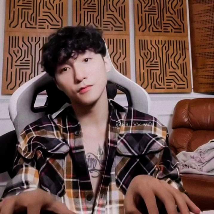 traph22's tweet photo. Bởi vì em quá yêu anh, quá yêu anh
@sontungmtp777
#SonTungMTP
#TheresNoOneAtAll
#MTPISCOMING
#MTPISBACK https://t.co/6OGBqhcZDn