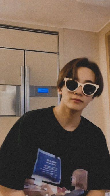 ‹ck 

         not new to rp but new rp acc.
         looking for interactive moots, like 
         and rt to be mutuals. ✨ 

     ⠀