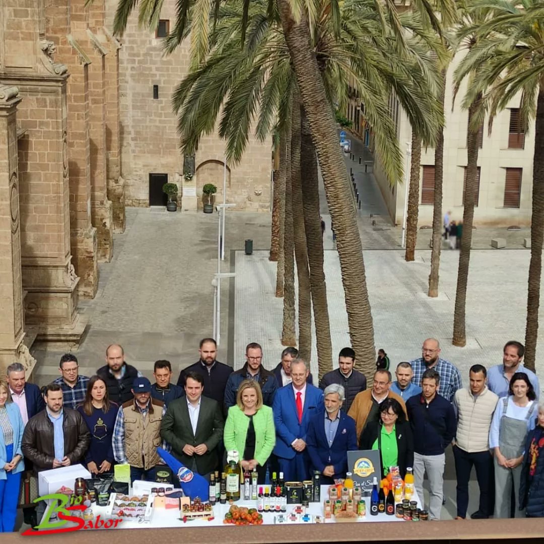 biosabor_agro's tweet photo. Los productos de V Gama de #BIOSABOR se presentan en el bodegón de productos que irán a la Feria del Salón #Gourmet en el stand de @saboresalmeria https://t.co/5ZosFDyAVg