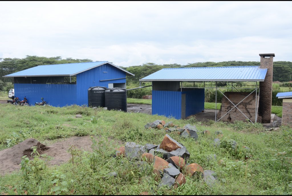 SaveGenOrg's tweet photo. Apart from constructing 5 cook stove plants &amp; 1 briquette plant with 2 briquette making machines, @SaveGenOrg funded by @GreenFundRw constructed 6 rain water harvesting tanks (5000ml) in all the 5 sectors &amp; trained youth &amp; women on how to make cook stoves &amp; briquettes https://t.co/uMX9qjQWSt