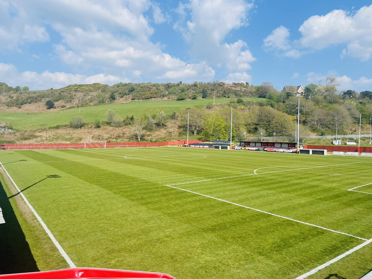 bflafc's tweet photo. Another great occasion at Old Road, Briton Ferry.
#OurHome #ProudToHost https://t.co/CQwLS1F92x