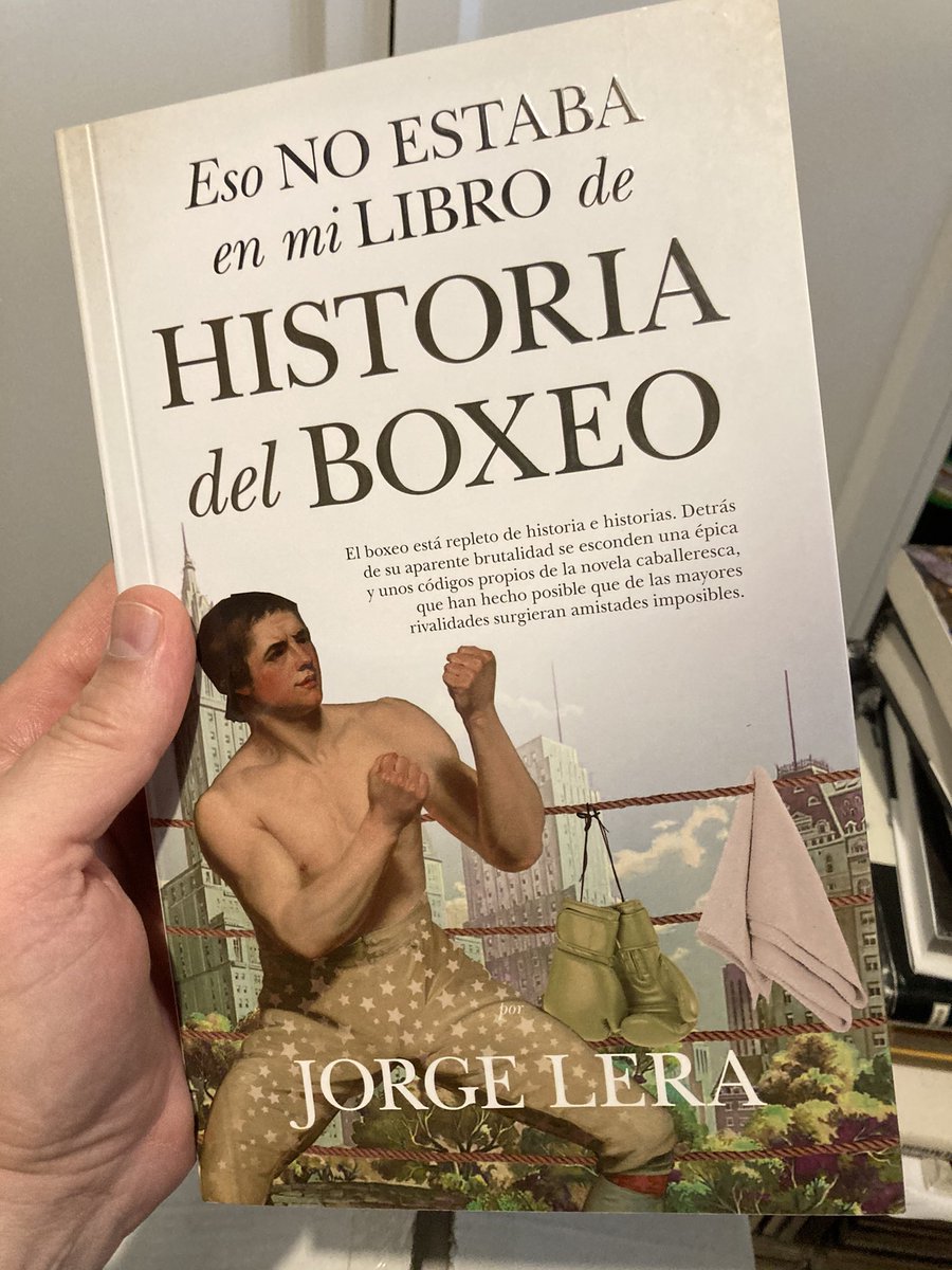 FELIZ DÍA DEL LIBRO (Y de San Jorge) Si no sabes bien qué regalar y a tu amigo o familiar le gusta el box, permitidme que os sugiera este libro, escrito con cariño y pasión “ESO NO ESTABA EN MI LIBRO DE HISTORIA DEL BOXEO” de @AlmuzaraLibros En librerías y plataformas online