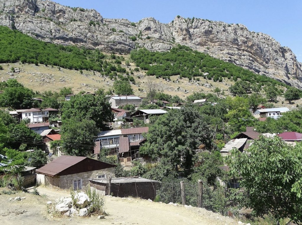 FarahG777's tweet photo. Tourist resort complexes will be built in the village of #Dashalty in the #Shusha district, the Special Representative of the President in the Shusha district @AydinKarim2020 confirmed today at the closing ceremony of #VictoryCongress.
#ZəfərQurultayı #Azerbaijan https://t.co/fBOdDRROrt