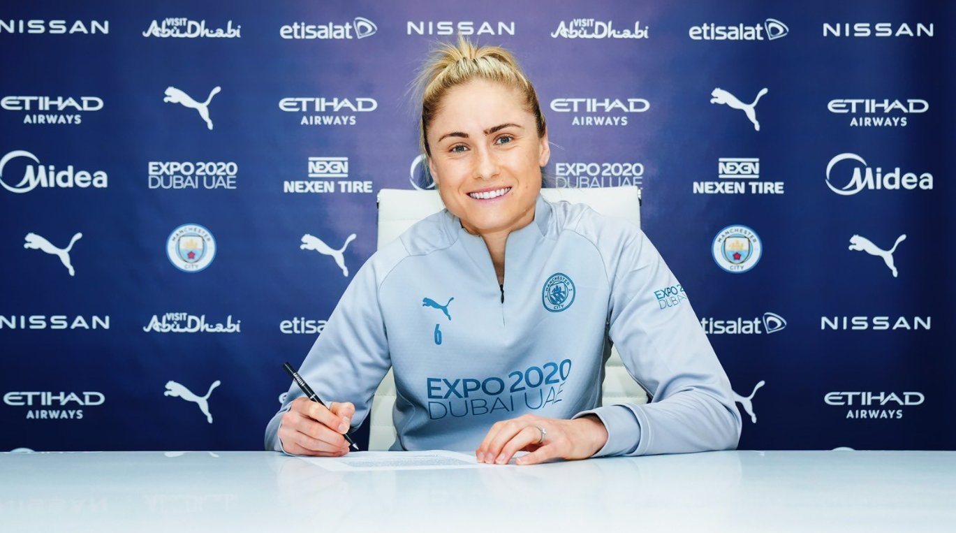 Happy 3 4 th Birthday to       International and Manchester City Defender Steph Houghton. 