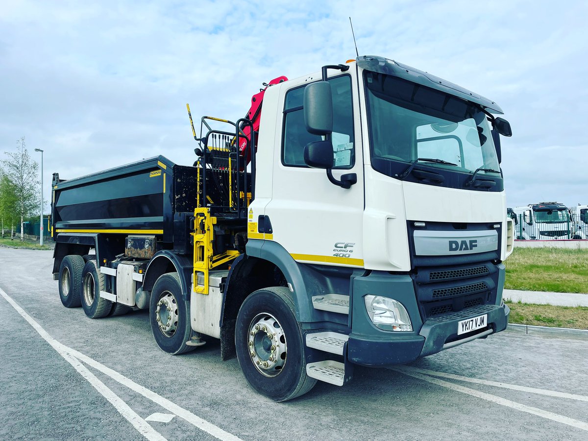 1stchoicecomms's tweet photo. For sale choice of 2017 #Daf CF400 8x4 Epsilon 125 #Grabloaders Thompson Loadmaster euro 6 auto ac 175,000 km Fsh #Grabtruck #Palfinger https://t.co/fAhPvq6GGp