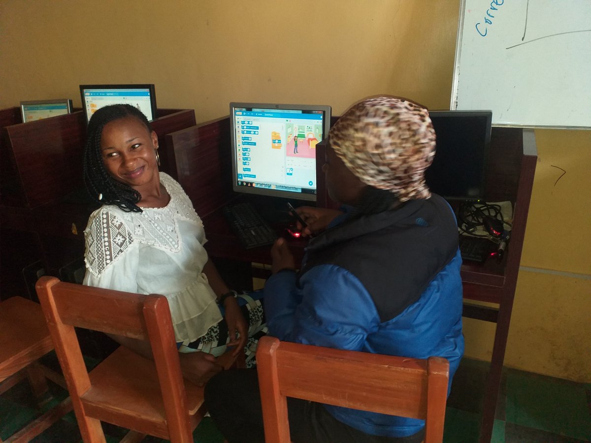 DeafTechF's tweet photo. Classes in progress!
#ScratchEd #Inclusion #Tech #STEM #DeafSTEM
#DeafEd #DeafTech #DeafKids
#DeafTeens @scratch https://t.co/De7JkFbmIP