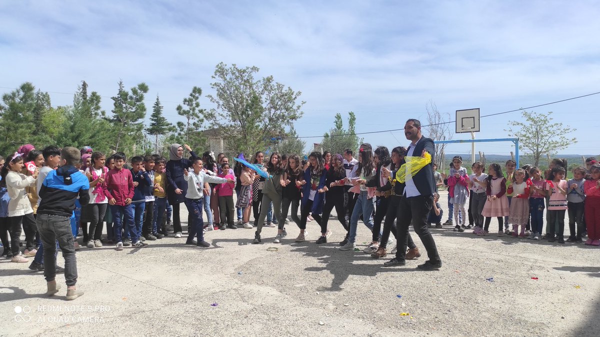 Gösterimiz bittikten sonra halaylarimizi da çektik. 🎶🎶 <a href="/Hesenikov/">Hasan Temiz</a>