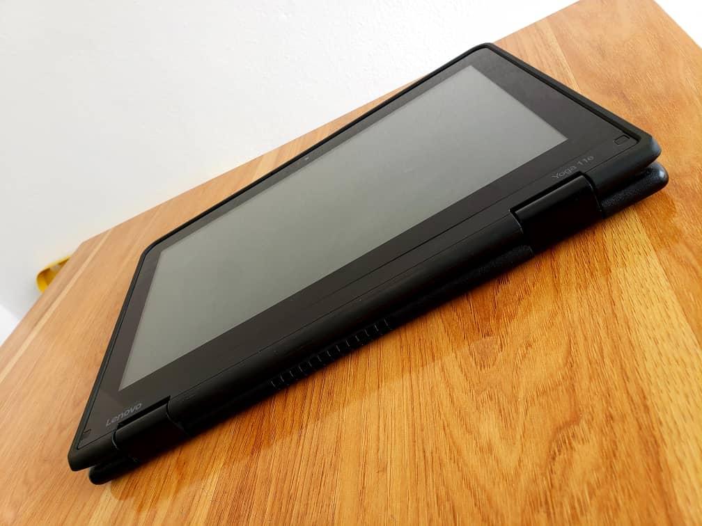 totalclean237's tweet photo. 🔥🔥 Touchscreen 360�� Lenovo thinkpad yoga 11e Quad Core 6ème génération
SSD:128Go/RAM:4Go💪/CPU:2.10Ghz/Graphique:2.00Go(128Mo Dédié en intel HD Graphic 520)/Autonomie:6h30/Taille:12.5 pouces/Wifi/HDMI/2 ports/Carte SD/Sans Lecteur/Clavier Anglais et français/Etc...
90 000 Fcfa https://t.co/xIqDzS2H75