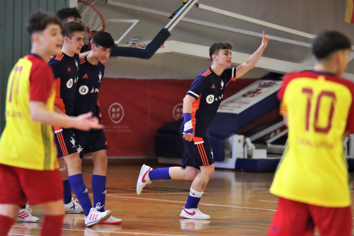 FFCV_info's tweet photo. | SELECCIÓ |

📝 La sub16 de @sergiocalduch76 se despide de Chiclana con orgullo (1-2 🆚 @FCF_CAT)

➥ Espectacular semifinal de la Selecció 👏🏼

📎 https://t.co/oHELvX0rzU

#SomValenciana🔹🔸❤️ https://t.co/cWwa9xHalU