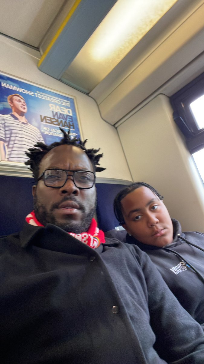 Shaunybiggz's tweet photo. Mikel Artetas Army, we’re Arsenal through and through…🔴⚪️ #ARSMUN #EmiratesBound #AllezAllezAllez https://t.co/mDTV5du0dv