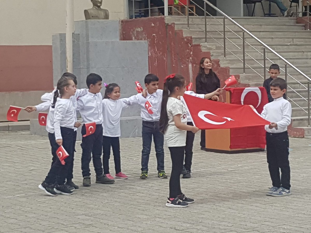 23 Nisan Ulusal Egemenlik ve Çocuk Bayramı programımızı gerçekleştirdik.
<a href="/AkifTortum/">TORTUM MEHMET AKİF ORTAOKUL</a> <a href="/MemTortum/">Tortum İlçe MEM</a> <a href="/OrhanOzen_25/">Orhan ÖZEN</a> <a href="/skaygusuz/">Salih Kaygusuz</a>