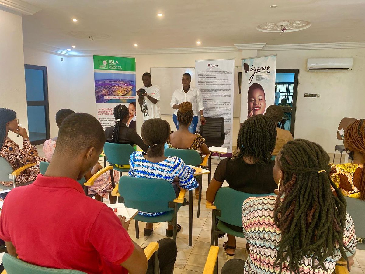 IYAWO_Togo's tweet photo. EAiyawo la rencontre 8 réunit ce matin 25 jeunes à @isla_langcenter_international
La séance a démarré
#EAIyawo #eaiyawo #Rencontres8 https://t.co/tntF4mZr0y