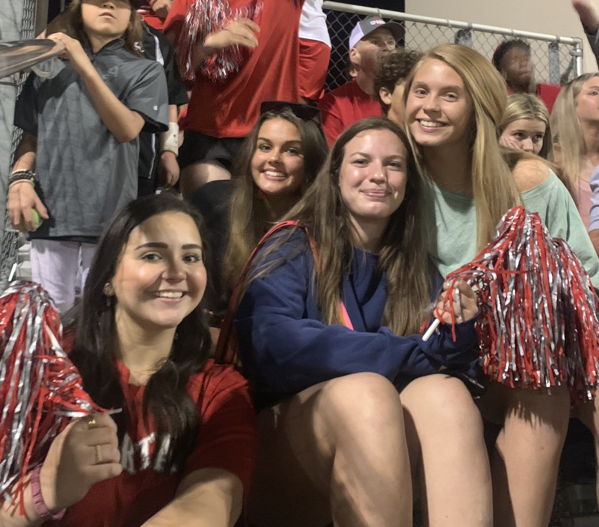 shs_it's tweet photo. ⚾️ What a great night cheering on our Spartans ‼️With bats blazing and balls flying, they will do it again today at 1:00 ⚾️ #GetYourChairReady @SaralandB @SaralandSchools @SaralandHigh https://t.co/95beGHPqIc
