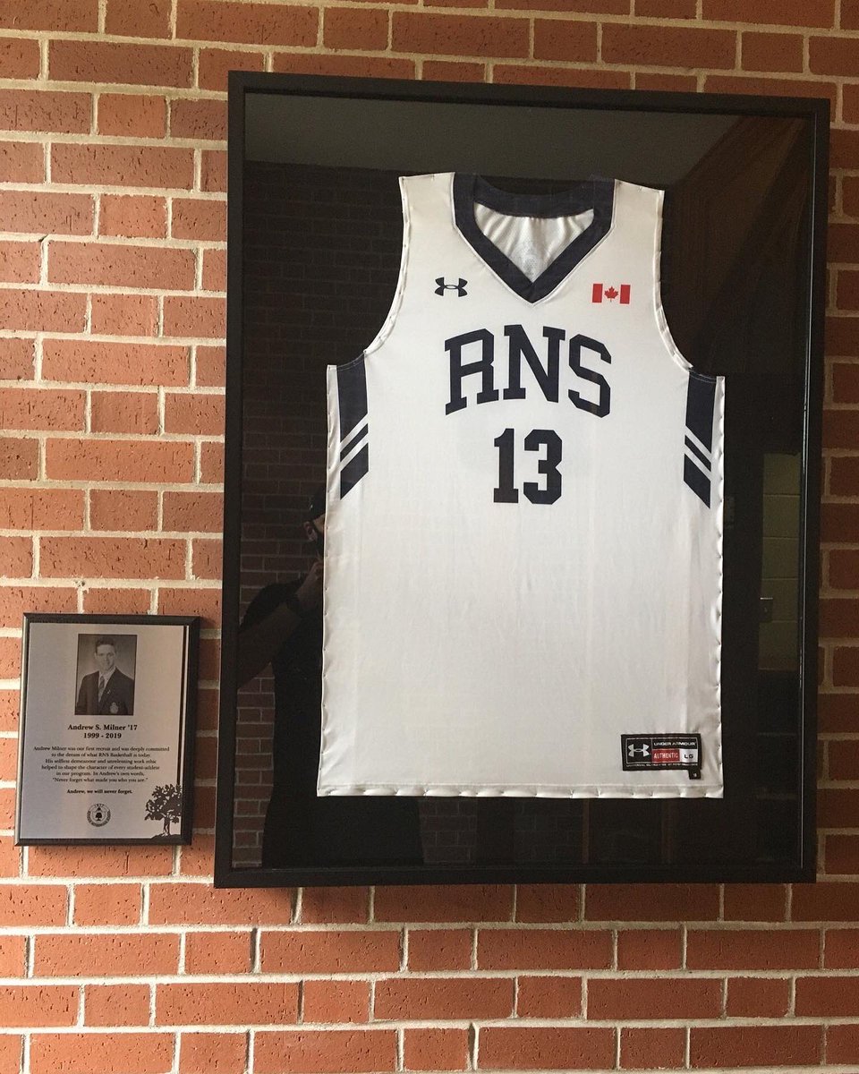 RNS_Hoops's tweet photo. “Never forget what made you who you are” Andrew Milner 

❤️ Pitbull

#4AM https://t.co/RJLnyp1DHB