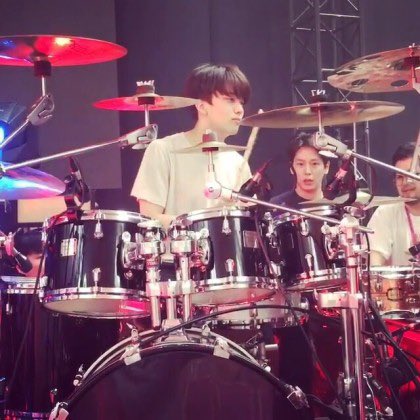 babysdyu's tweet photo. 락밴드 영재(ㅋㅋㅋ) https://t.co/DzkqWE9C7n