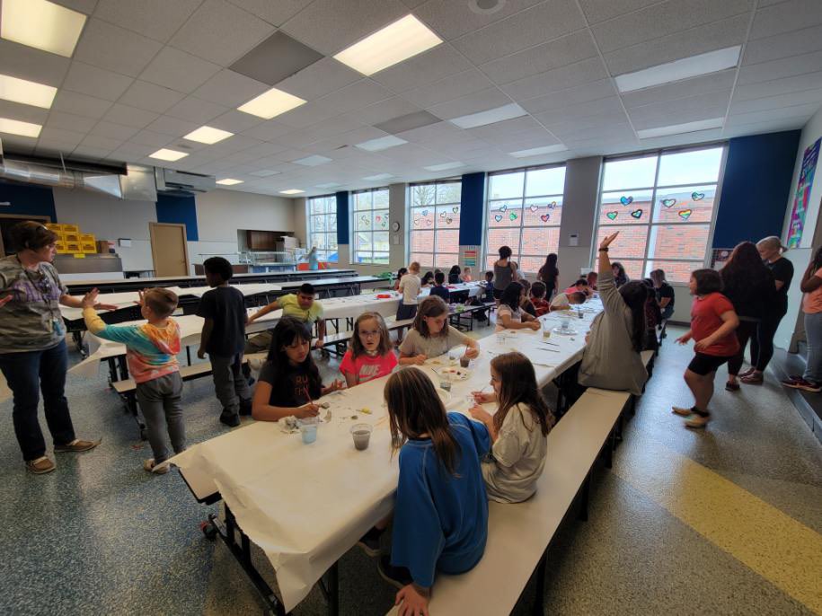 Student Council sponsored Earth Day activities. Appreciated <a href="/OlatheMCC/">Olathe Mill Creek Campus</a> students coming to help out.