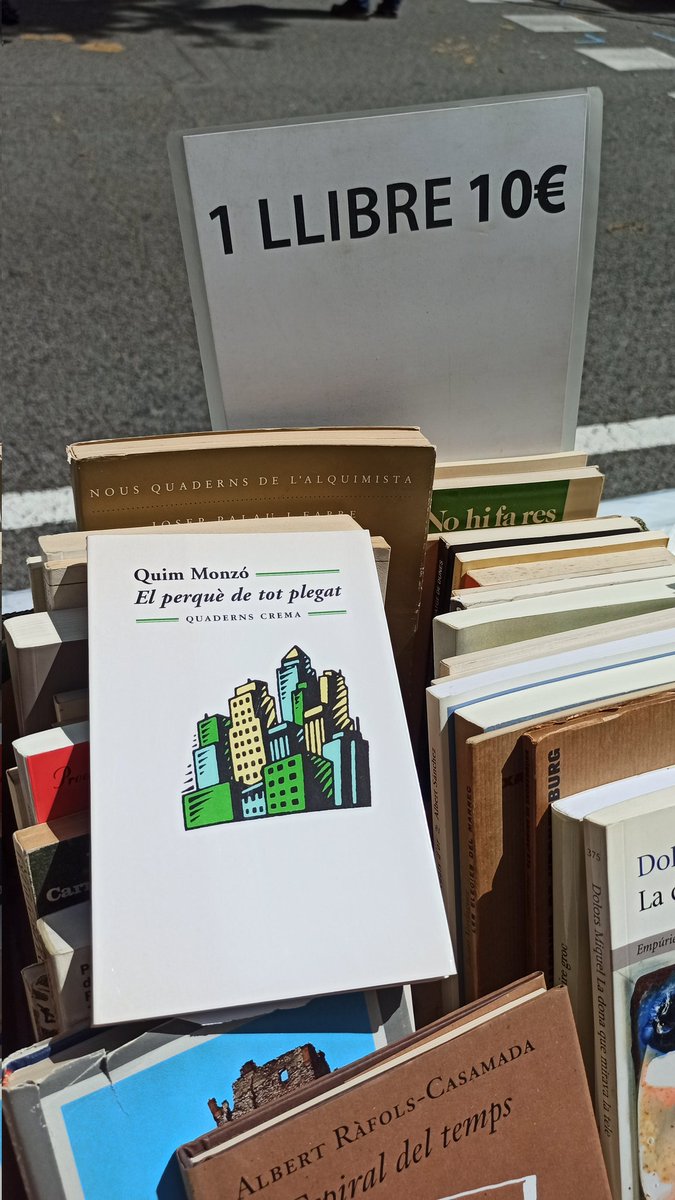 Ei <a href="/QuimMonzo/">Quim Monzó</a> , com et cotitzes al Sant Jordi! 😬