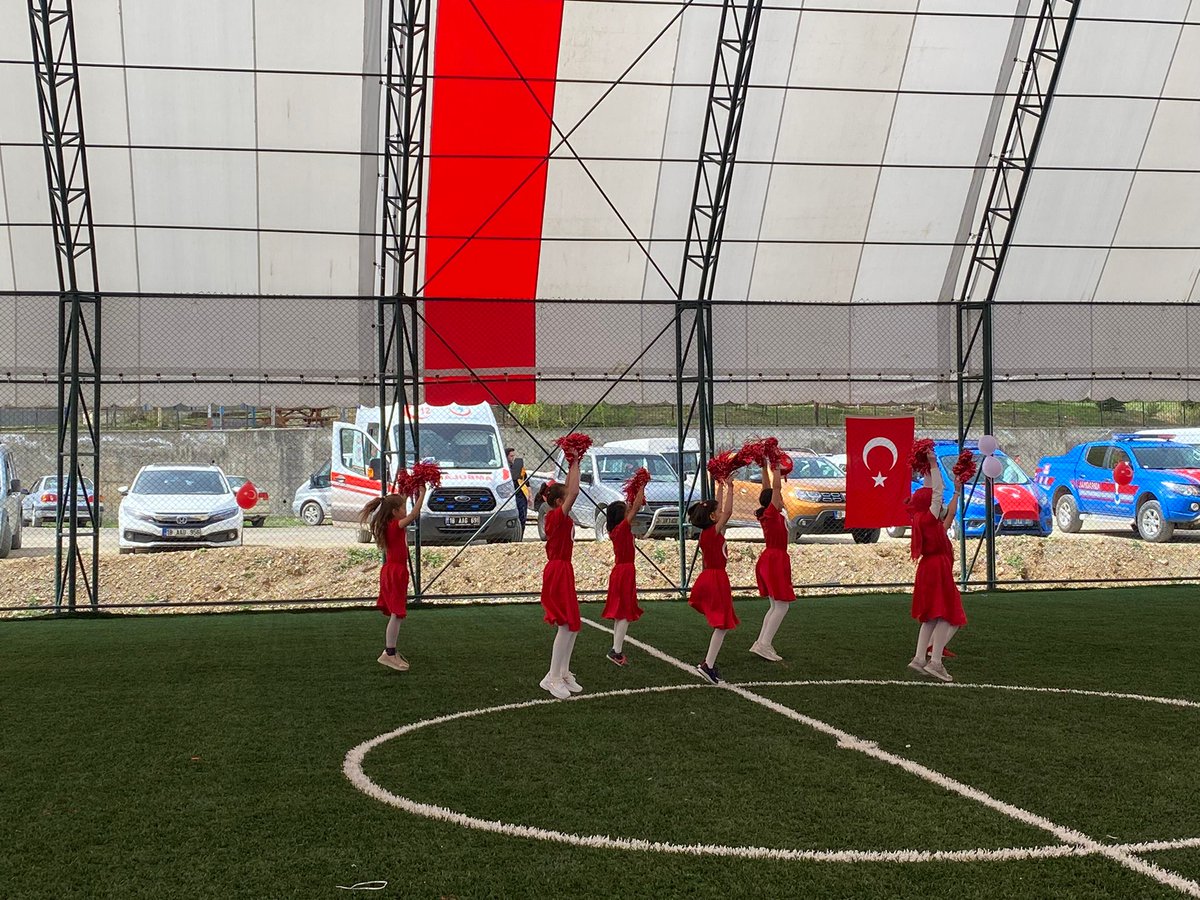 NevzatAyazOkulu's tweet photo. 23 Nisan Ulusal Egemenlik ve Çocuk Bayramı Kutlu Olsun🎉🎉 https://t.co/02Y1Q8eFlC