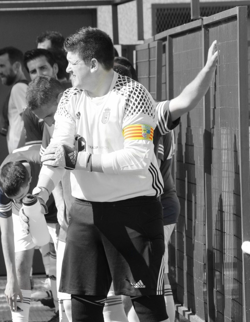 🟡🔴🟡🔴🟡🔴🟡🔴🟡

El alma cuatribarrada, y blanquillo el corazón. ¡Feliz día de Aragón! 💙 

#VamosValpalmas