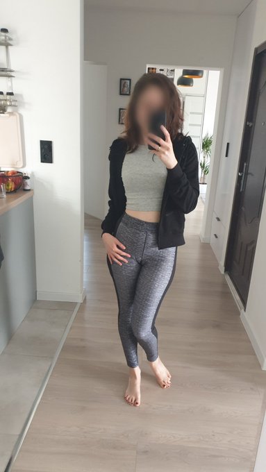 Just going for some shopping 😌 ... who knows, maybe I will visit "B" while out on the town 😏   BadWife