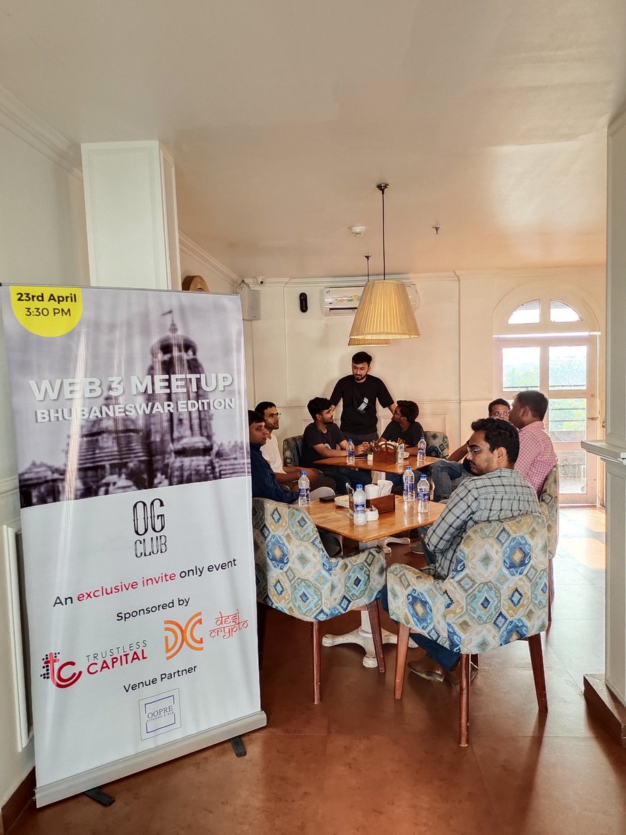 ishulamba246's tweet photo. So here we start the event with some great WEB3 conversations!
@OgclubDAO @MyDesiCrypto @TrustlessCapHQ 
Eastern India's first meet-up happening in #Bhubneswar
@skipiit @sivsouvam @SanketPanda10 @iampbiswal 
#web3 #DAO #community https://t.co/kKhJtLN8Np