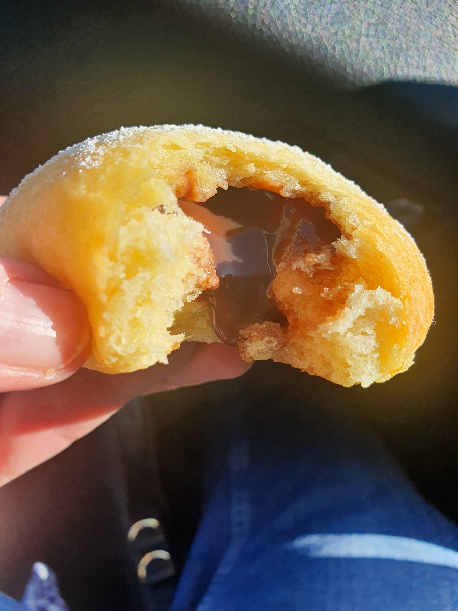 ReluctantF00die's tweet photo. Show me your warm freshly baked brioche bun filled with chocolate and I'll raise you mine
#PrettyBaked in Donegal Town is pretty amazing, as is the incredibly talented @Fork_Awakens
There's more, but there's no tweetin' when eatin' 🤗
#BestOfTheNorthWest
#ThisisIrishFood https://t.co/YZmwgVkgrC