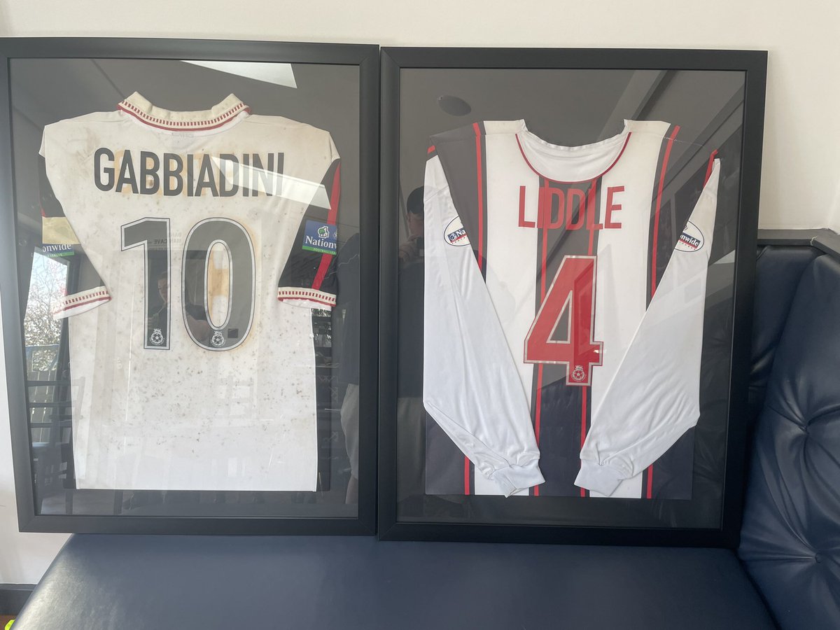 p4d5tar's tweet photo. Finally got round to getting @marco_ten  00 play off final shirt and @craigliddle4 03/04 shirt framed and ready to put on the wall in my bar. 2 of my favourite darlo players and plenty of history and memories  in them 2 shirts alone !! @DarloRetro https://t.co/yfcaXwiWfc