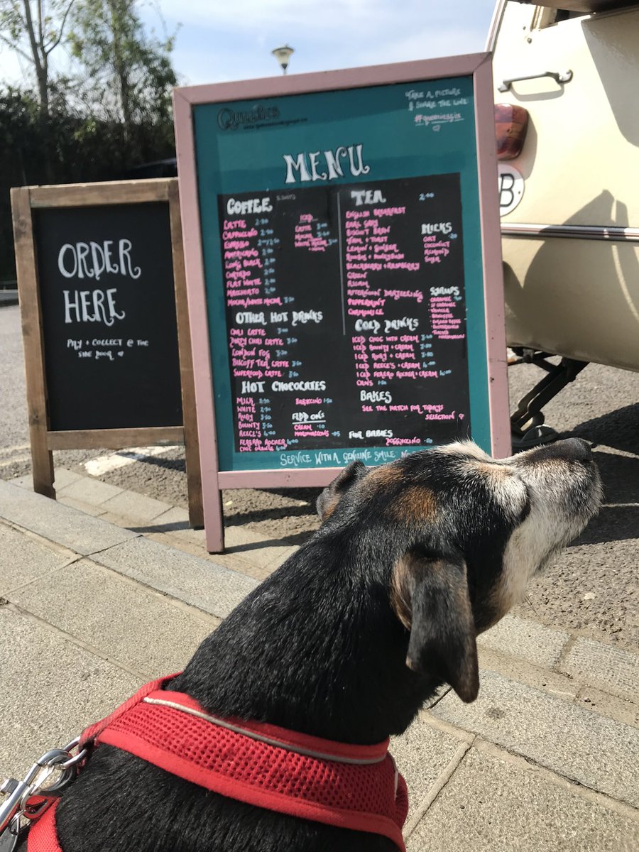 Had a lovely #latte (and doggyccino) at #queeniesfix on my final leg of my Virtual Lands End to John O’Groats walk for #Havant &amp; East Hants Mind. Outside #Emsworth train station. Thank you ladies. You were all so lovely 🥰 
justgiving.com/fundraising/le…