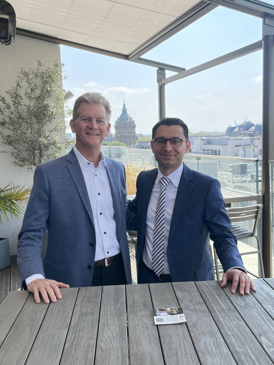 Chuck Simonton (@drchucksimonton) on Twitter photo Really great to be here with German colleagues at the DGK in Mannheim, and rooftop here with Fadi Al-Rashid (Essen) with old water tower in background. Nothing like in-person congresses! <a href="/GreggWStone/">Gregg W. Stone MD</a> <a href="/BillONeillMD/">William W. O'Neill</a> <a href="/ron_waksman/">Ron Waksman</a> <a href="/DrSethdb/">Seth Bilazarian, MD</a> <a href="/MikeMinogueABMD/">Michael Minogue</a> <a href="/NavinKapur4/">Navin Kapur</a> Really great to be here with German colleagues at the DGK in Mannheim, and rooftop here with Fadi Al-Rashid (Essen) with old water tower in background. Nothing like in-person congresses! <a href="/GreggWStone/">Gregg W. Stone MD</a> <a href="/BillONeillMD/">William W. O'Neill</a> <a href="/ron_waksman/">Ron Waksman</a> <a href="/DrSethdb/">Seth Bilazarian, MD</a> <a href="/MikeMinogueABMD/">Michael Minogue</a> <a href="/NavinKapur4/">Navin Kapur</a>