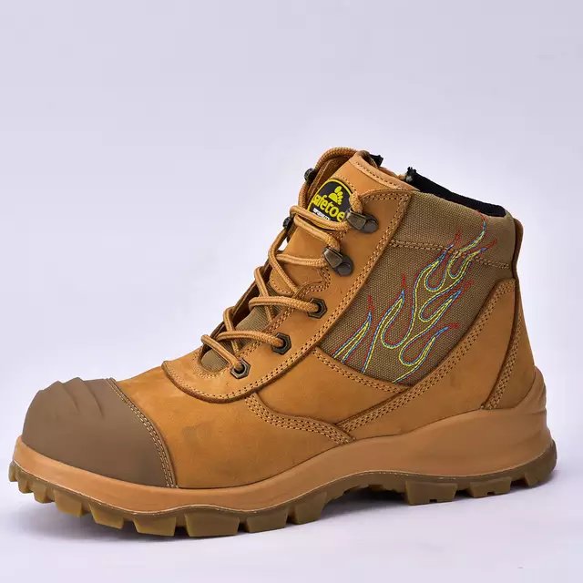 sebenxa's tweet photo. It's time to come home with energy for yourself, For too long, work boots have made traders exhausted after work because they are too heavy and stiff

Our Steel Sneakers are here to change that.
Now you can wear work boots that are light and comfortable so that you can come home https://t.co/Z7Ft9gmqNZ