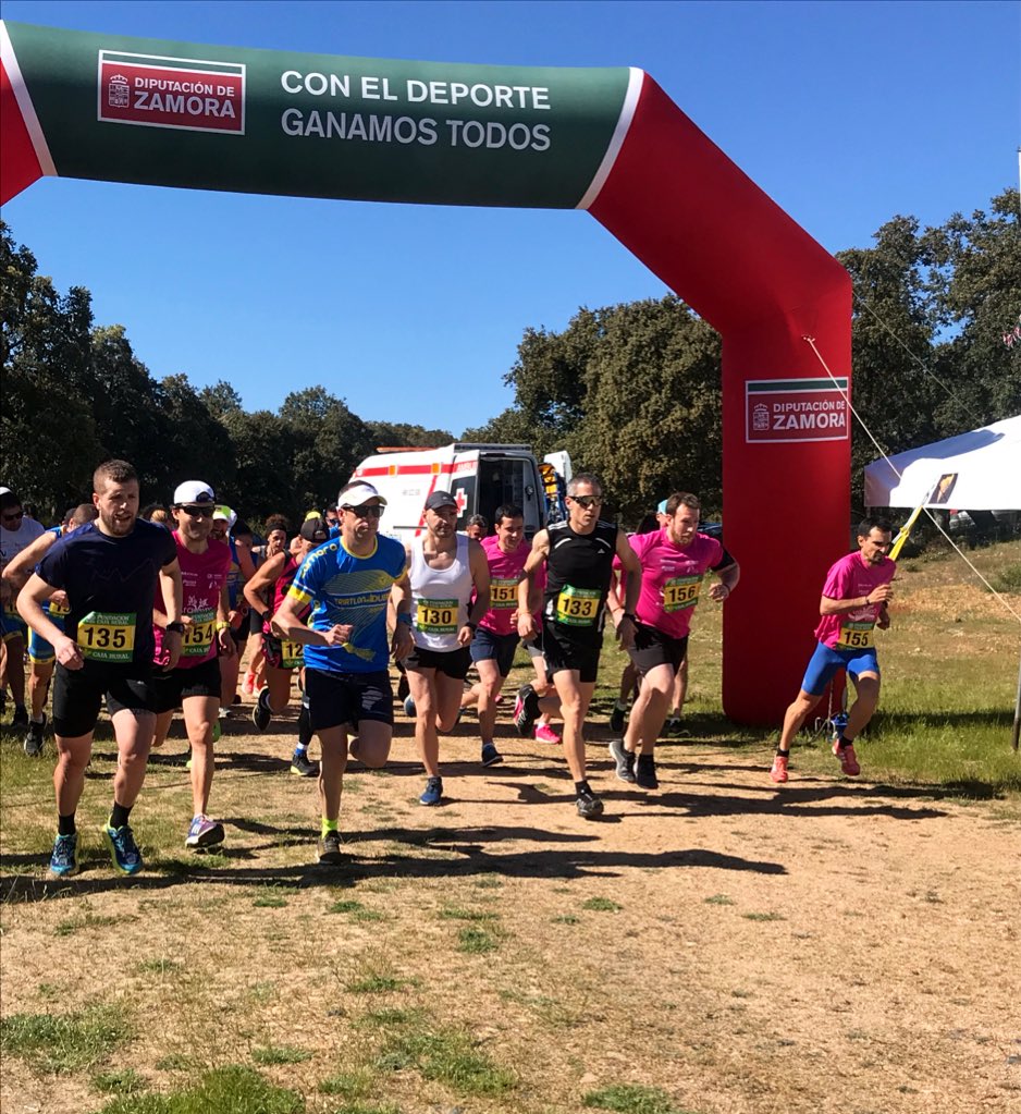 argusinovive's tweet photo. Una III edición inolvidable. Si te apetece compartir con nosotros una tarde de deporte y buena compañía en un entorno único y especial te esperamos en la IV Carrera “Argusino Vive”. 

Apúntate en https://t.co/3tKawDRzfl (https://t.co/iTyEHpikyl)

¡Te esperamos el próximo sábado! https://t.co/elNNjDKngE