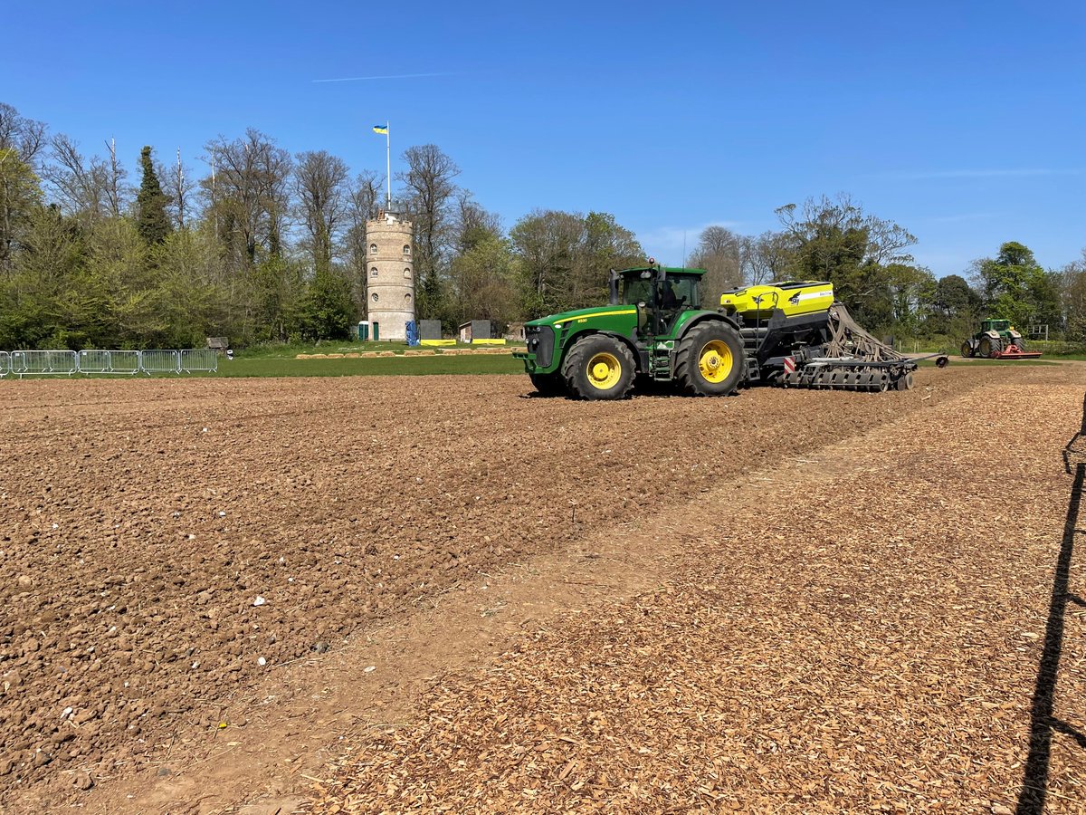 quexpark's tweet photo. Maize Maze Planting at Quex Park
#maizemaze #birchington #farminginkent #kidsfuninkent #farmingfun
If you ever wondered what it takes to to make an Amazing Maize Maze ๐ฝ๐ฝ๐ฝWell the secret is all in the advance planning! https://t.co/WTLJTG7Vbx