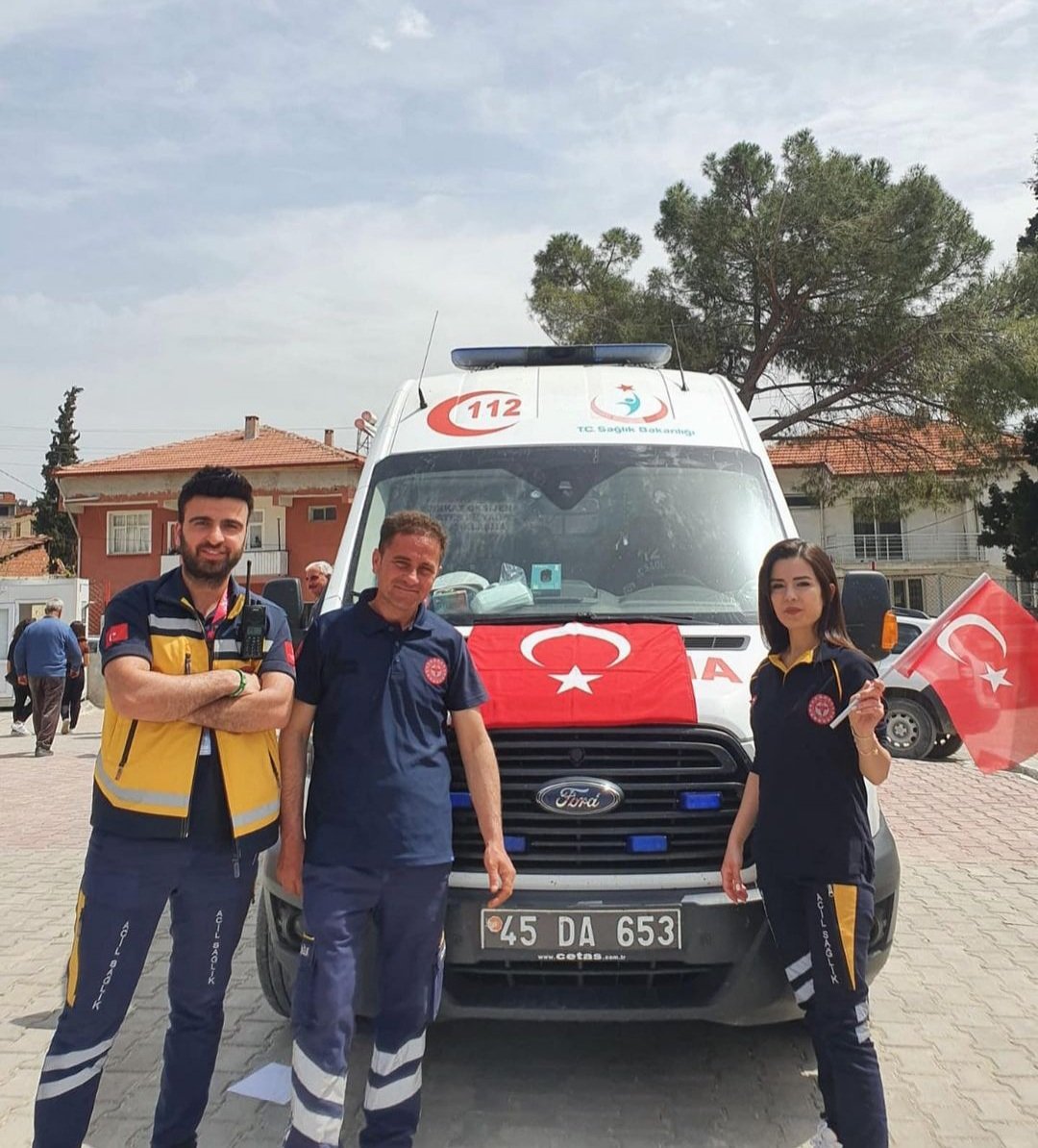 #23Nisan Ulusal Egemenlik ve Çocuk Bayramı'nı bu yıl özledikleri gibi yaşayan çocuklarımızın sağlık ihtiyaçları için bekliyor, coşkularına ortak oluyoruz🇹🇷🎉🎈