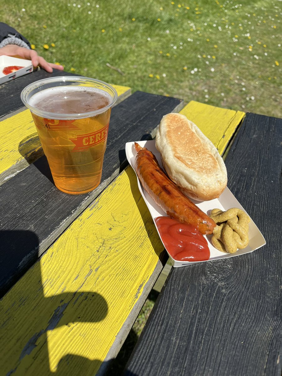 DanishGoonerCPH's tweet photo. Sidste stop på turen - Århus Fremad-FA2000 Alliancen i høj sol på legendariske Riisvangen 🍺⚽️🇩🇰 #fodboldIDanmark #forår #FA2000 https://t.co/rZi26LbWtJ