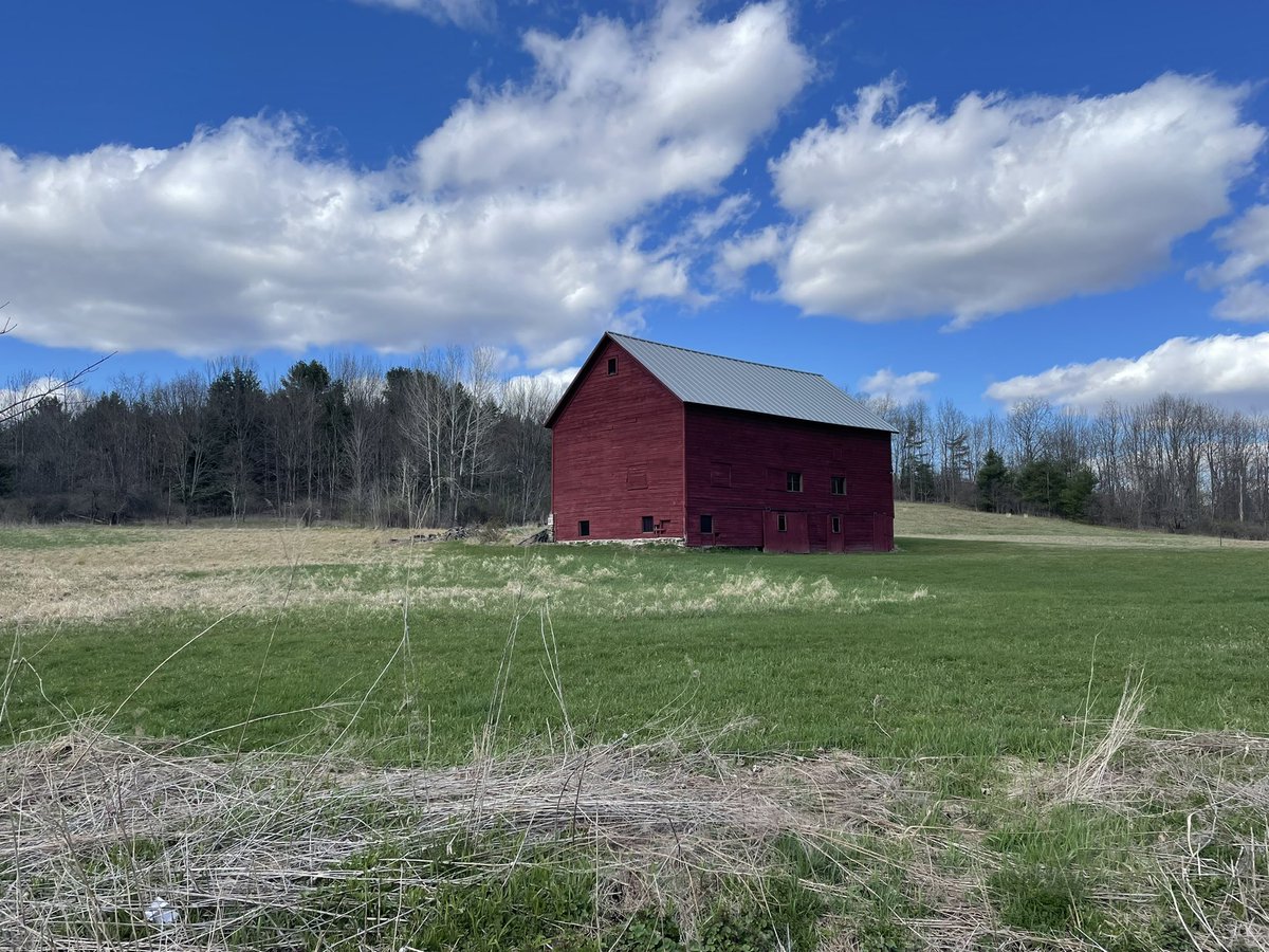RichardDonovan7's tweet photo. I finished at Stillwater, New York State, on Day 4 of my Trans USA Run. Beautiful scenery but lots of hills as I passed through Vermont on the way. I ran 40 miles and 42 miles, respectively, in last two days. #ultrarunning #transusarun #marathon #ultramarathon https://t.co/dGtdlJ3bxt