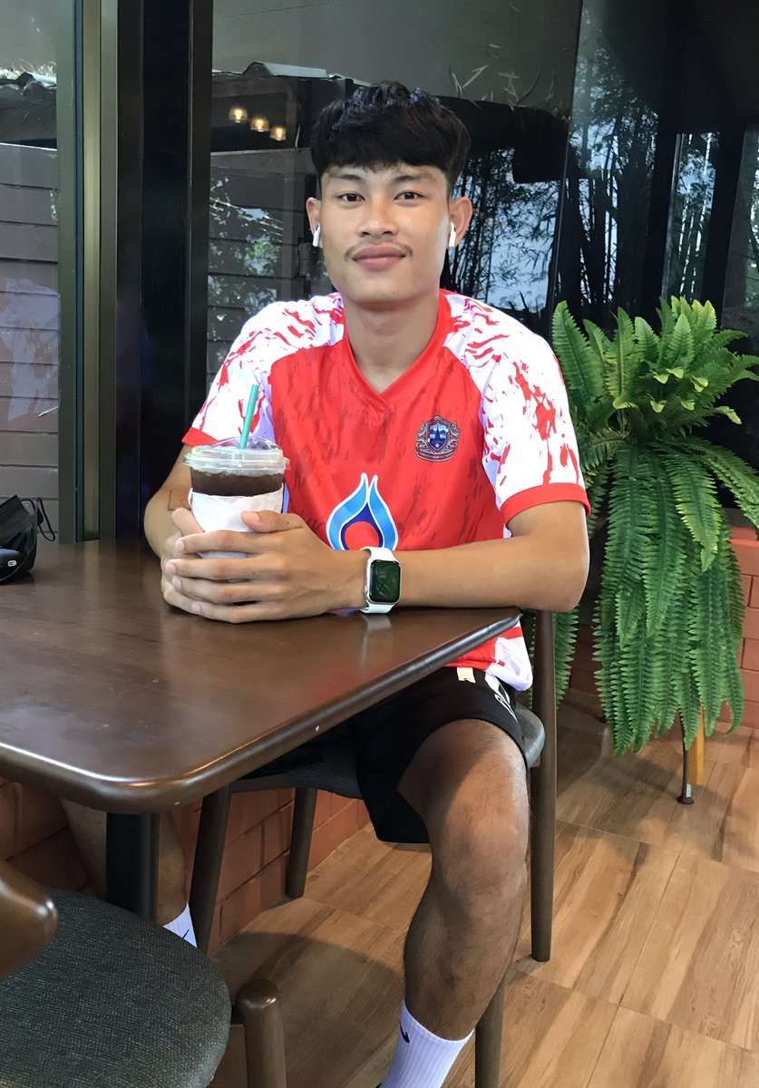 wut_20072539's tweet photo. ถ้าพูดถึงความรัก จะมาเร็ว มาช้าไม่สำคัญ สำคัญคือ มาหาหน่อยคิดฮอดแฮง 55555555😝 #นักบอล #กดรีทวิตให้ด้วยนะคับ https://t.co/FI6CjgzpXk