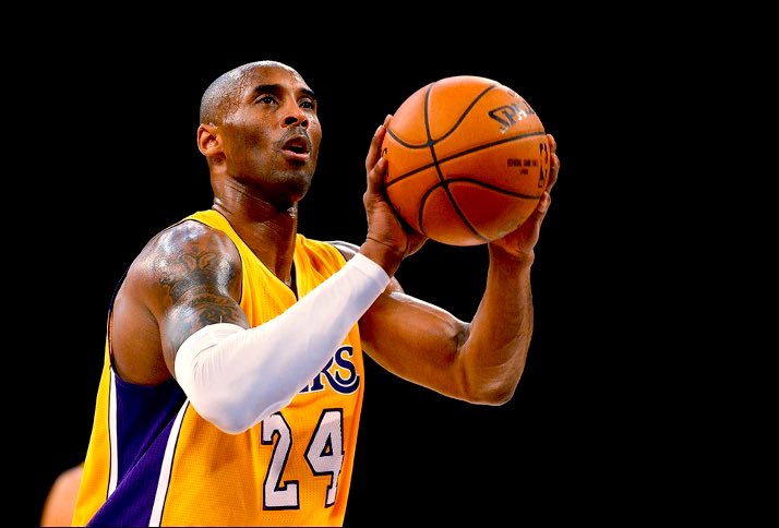 se_nba_'s tweet photo. 日本時間の6年前の今日は
コービーの引退試合❗️
シャックが試合前にコービーに「50点取ってみろ」って言ったらコービーは「無理だよ」と返した。だが試合が終わってみれば60点を取り、レイカーズを逆転勝利に導き、最高の形でNBA選手としてのキャリアに幕を下ろしました。
#Manbamentality #KobeBryant https://t.co/O89MDvLf13