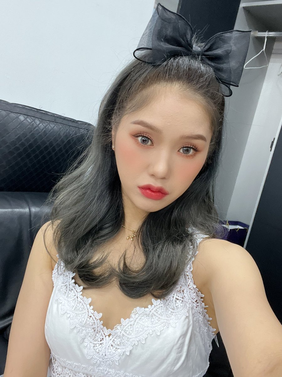 WM_OHMYGIRL's tweet photo. #밈 #미미야놀자

모하냐아 주말 저녁에😝😜😛 https://t.co/sSqdv8CCcI