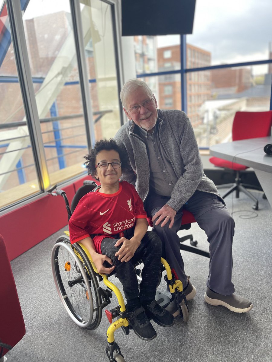 Our young Ambassador ⁦<a href="/TheDanteMarvin/">Dante Marvin</a>⁩ this morning met the Legend of the airways Billy Butler ⁦<a href="/LiverpoolLiveRD/">Liverpool Live Radio</a>⁩ .⁦<a href="/LynStaunton/">Lyn Staunton</a>⁩ was talking about how she first met Dante and just what a character he really is.