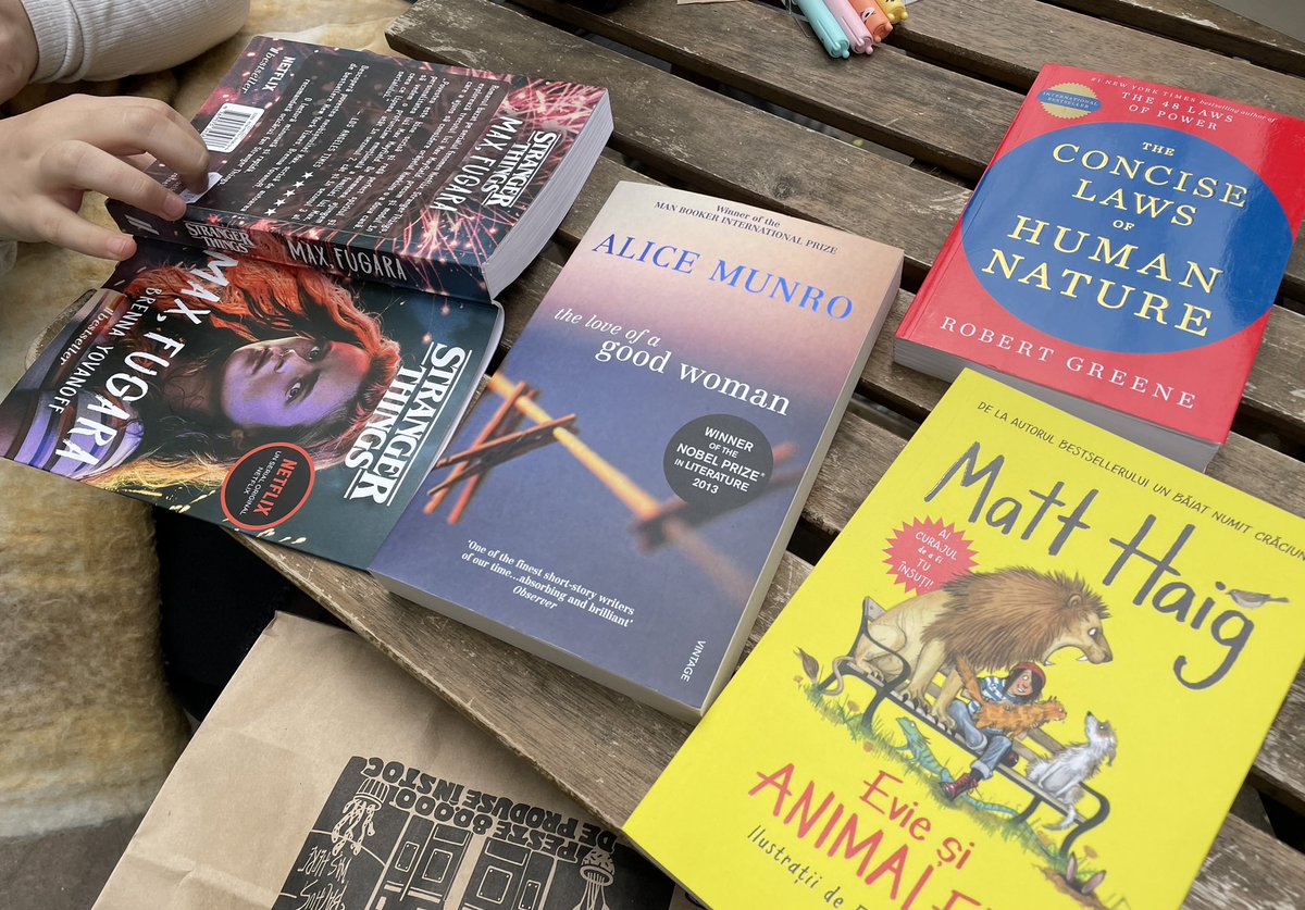 Tatianapopab's tweet photo. It’s #WorldBookDay today! We bought some new books - totally ready for our Easter break! What are you reading, guys?!
Happy UN English Language Day, too! And Shakespeare Day!
#UNEnglishLanguageDay @SchoolReading @WorldBookDayUK @HIS_Moldova https://t.co/RN9tFLfiCk