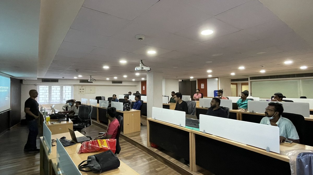 XMonkeys360's tweet photo. #𝐖𝐨𝐫𝐤𝐬𝐡𝐨𝐩 𝐊𝐮𝐛𝐞𝐫𝐧𝐞𝐭𝐞𝐬 𝐟𝐨𝐫 𝐊𝐥𝐮𝐞𝐥𝐞𝐬𝐬 𝐰𝐢𝐭𝐡 𝐇𝐞𝐥𝐦 𝐂𝐡𝐚𝐫𝐭𝐬

#microservices #Kubernetes #helm #microsoftevents #XMonkeys360 #MicrosoftAzureUserGroup #InPersonEvent @karthik3030 @Anbu_Mani27 @MVPAward https://t.co/Sqgvolylh4