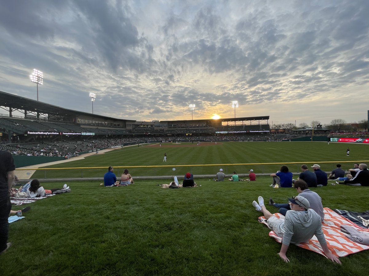 EarthDayIndiana tweet picture